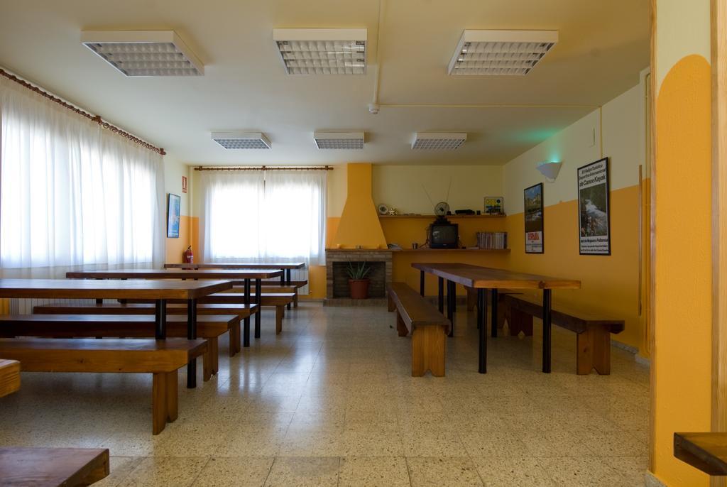 Alberg Escola De Piraguisme De Сорт Экстерьер фото